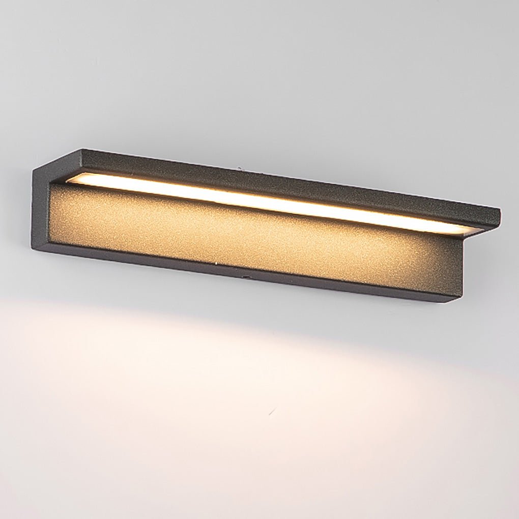 Modern IP54 Waterproof Linear LED Outdoor Wall Sconce Stainless Steel Lighting for Garden Villa