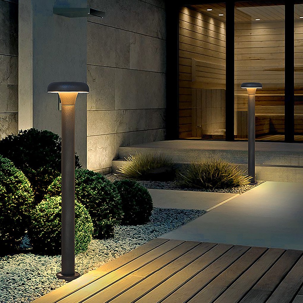 Modern IP65 Waterproof LED Bollard Light for Outdoor Garden Pathways and Villa Yard