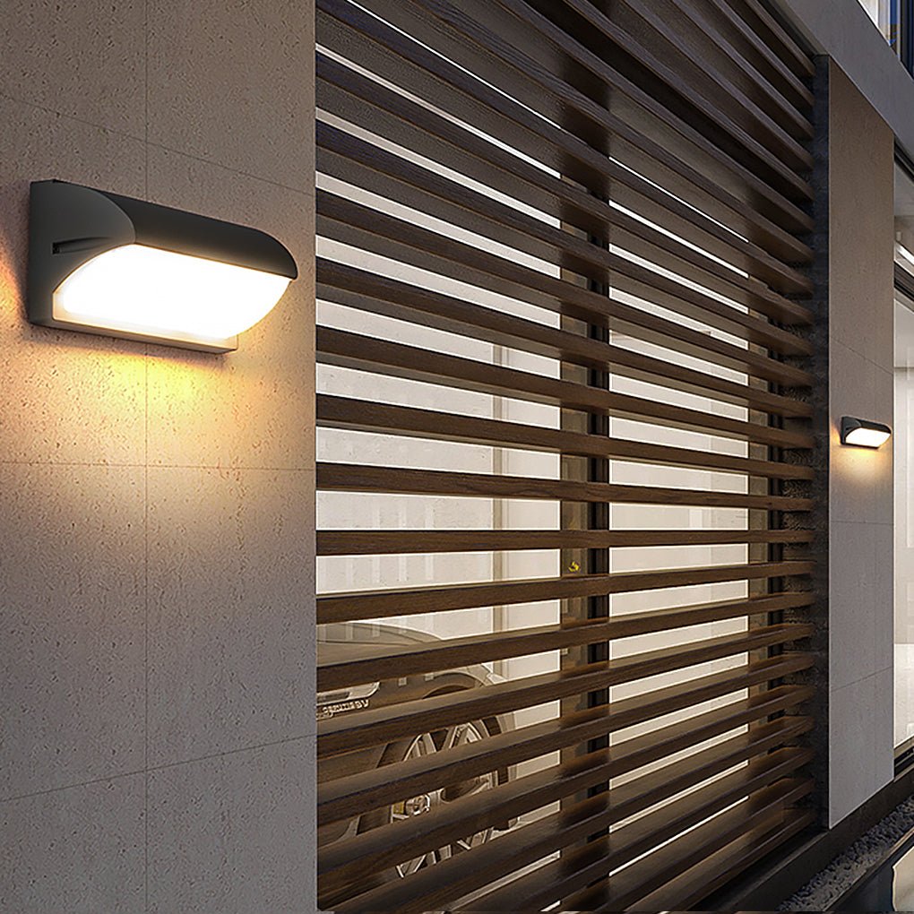Modern IP65 Waterproof LED Outdoor Wall Light for Porch Balcony and Villa Courtyard