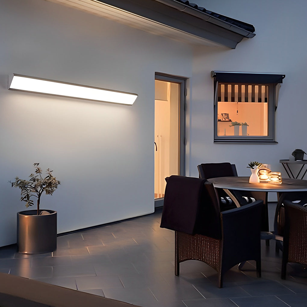 Modern IP65 Waterproof LED Outdoor Wall Light Sconce for Exterior Garden and Patio Lighting