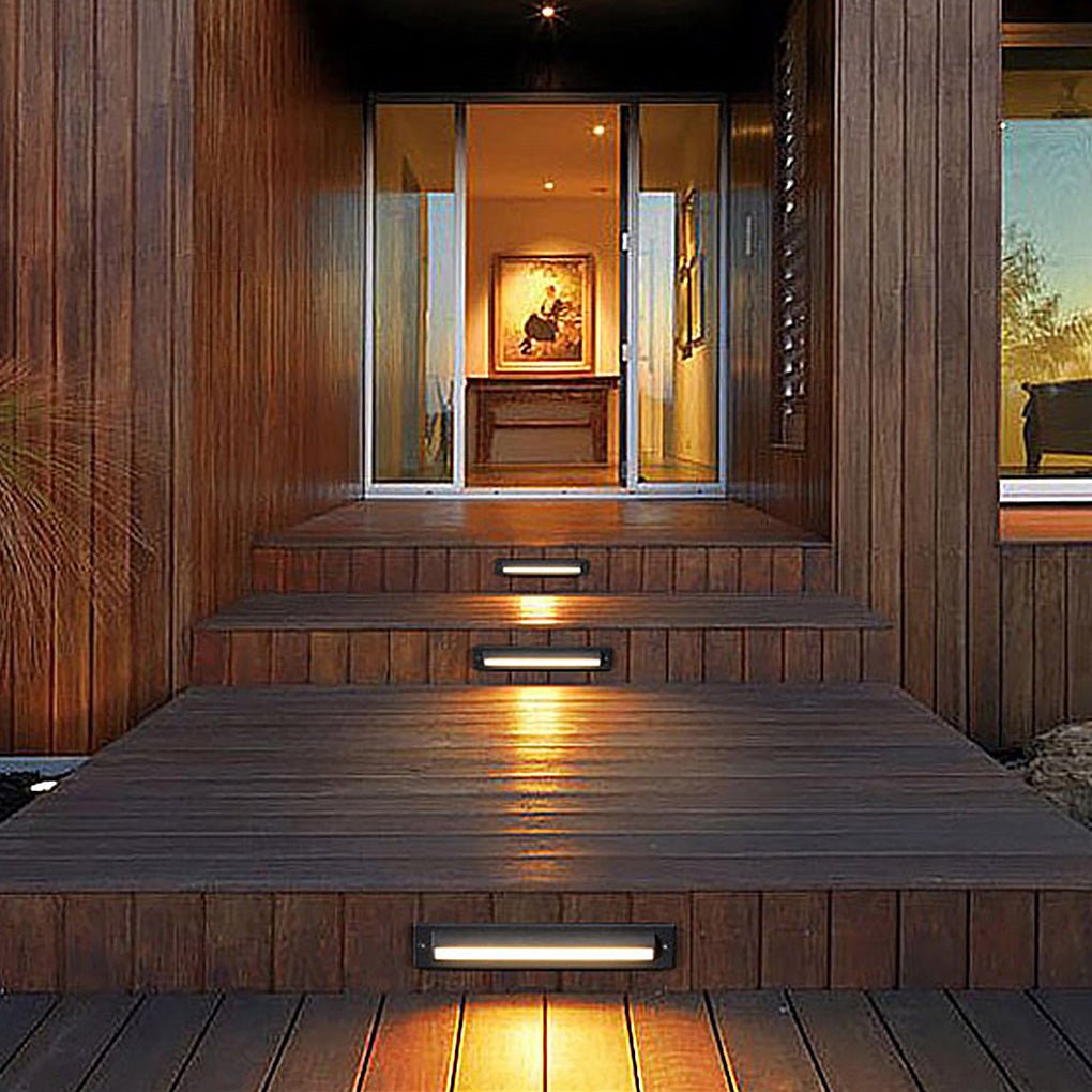 Modern IP65 Waterproof LED Recessed Wall Light for Outdoor Garden Paths and Step Lighting