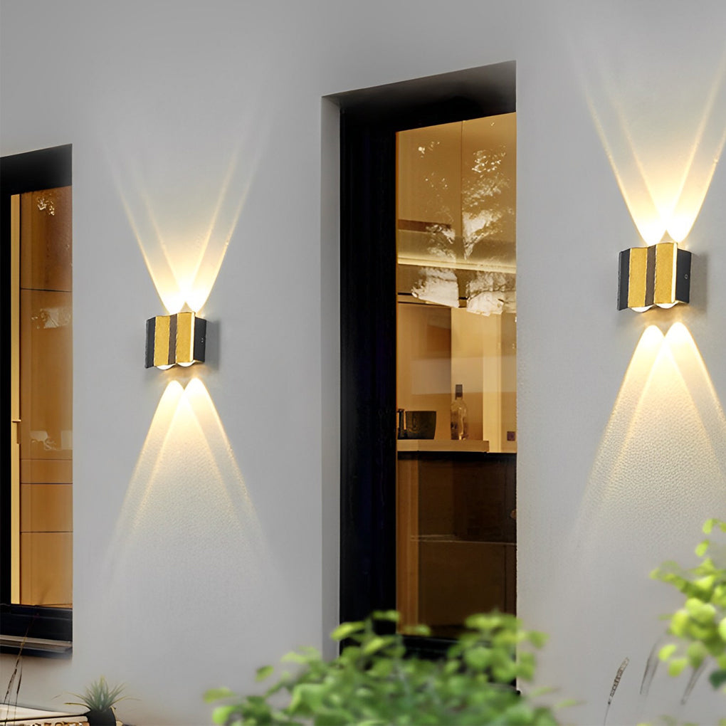 Modern IP65 Waterproof Outdoor LED Up and Down Wall Sconce Light for Garden Villa