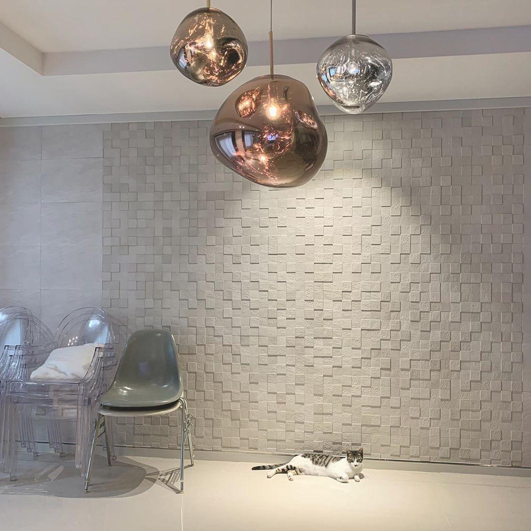 Modern Iridescent Melt Glass Lava Pendant Light for Contemporary Home Interiors