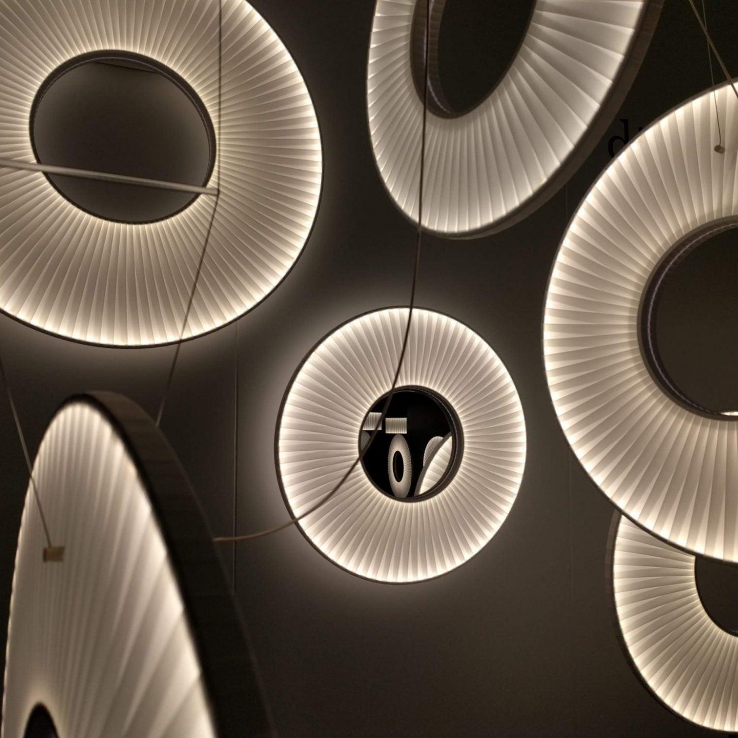 Modern Iris LED Pendant Light with White Fabric Shade and Adjustable Cable for Indoor Lighting