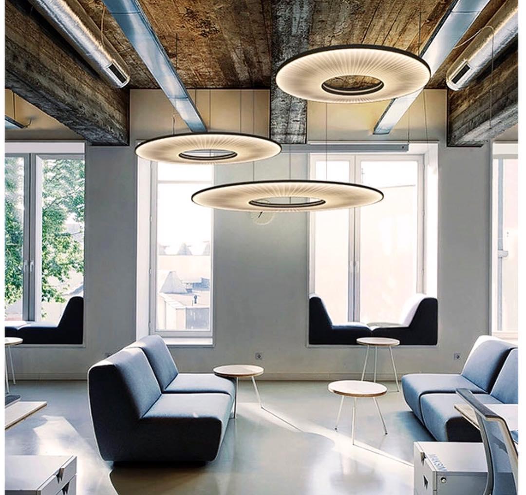 Modern Iris LED Pendant Light with White Fabric Shade and Adjustable Cable for Indoor Lighting