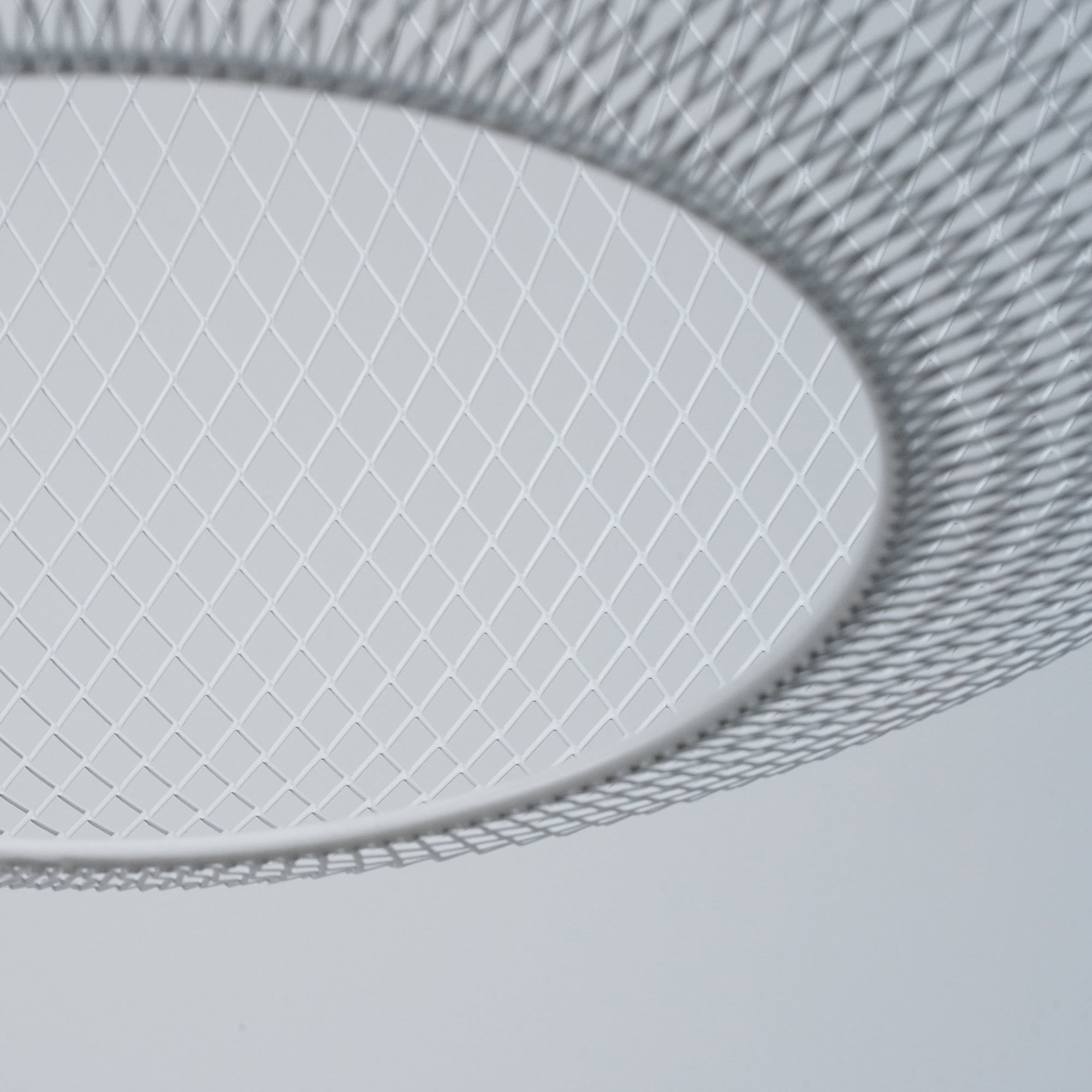 Modern Latticed Metal Mesh Pendant Light with Integrated LED for Living Room and Dining Areas