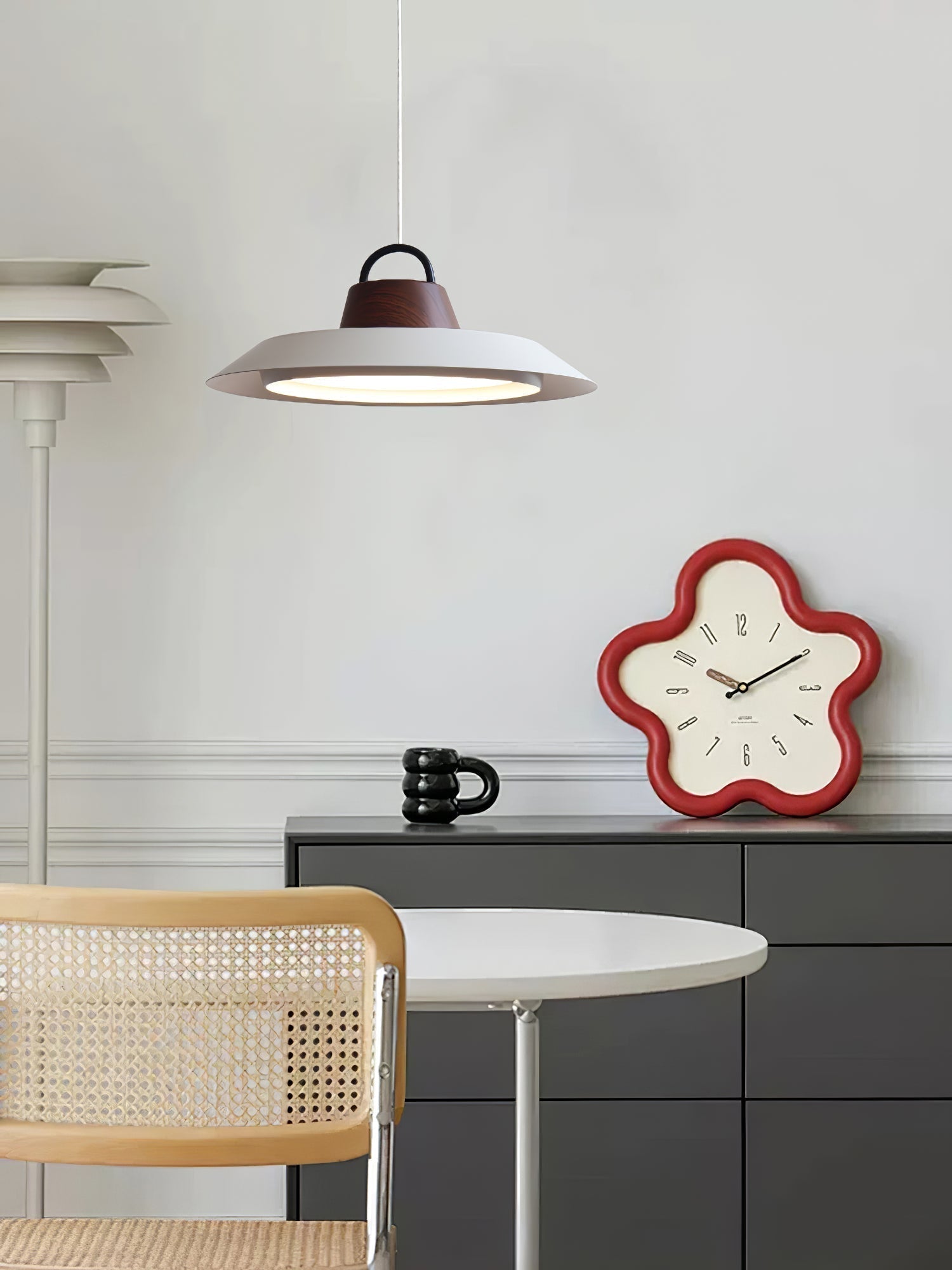 Modern Layered Metal LED Pendant Lamp with Tiered Shade for Kitchen and Dining Spaces