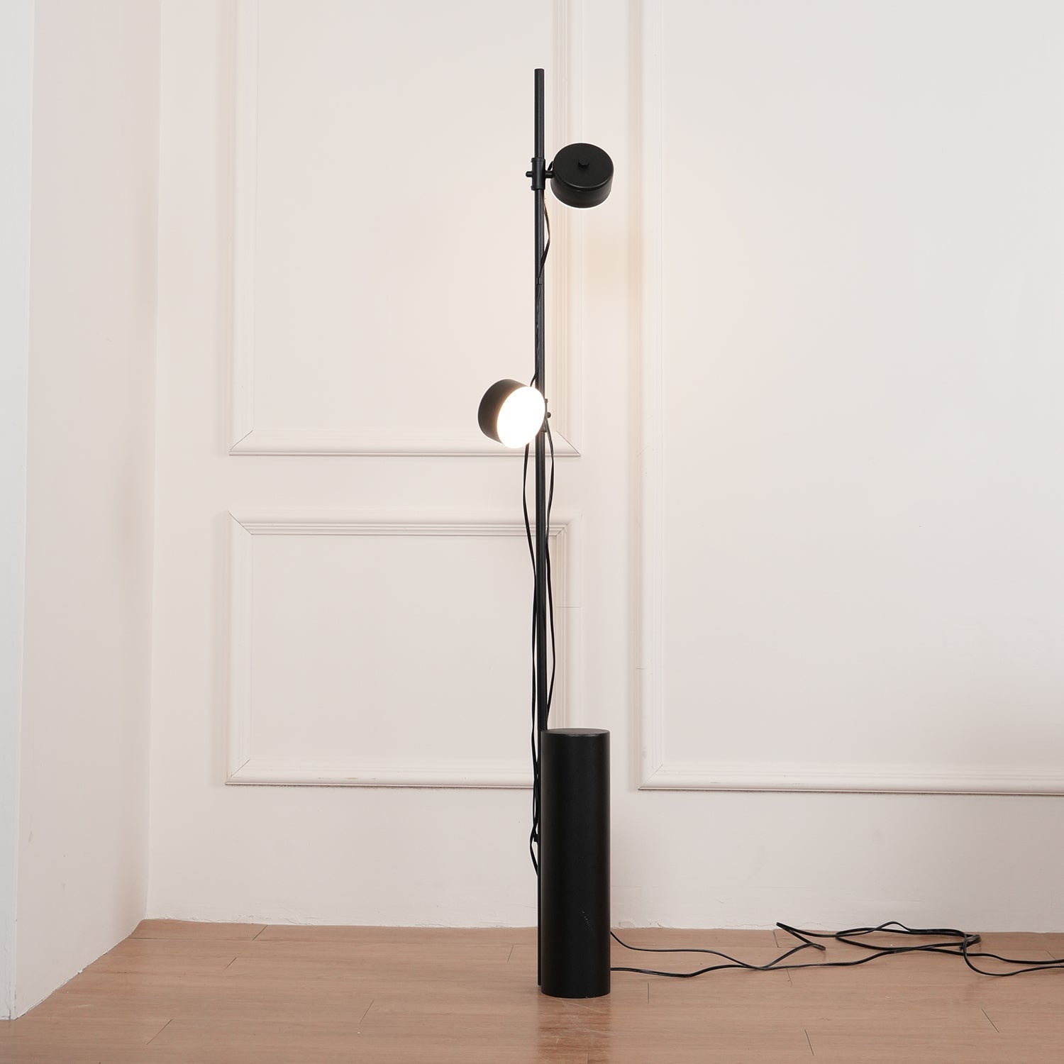 modern-led-magnetic-modular-floor-lamp-with-adjustable-lighting-units-for-artful-decor