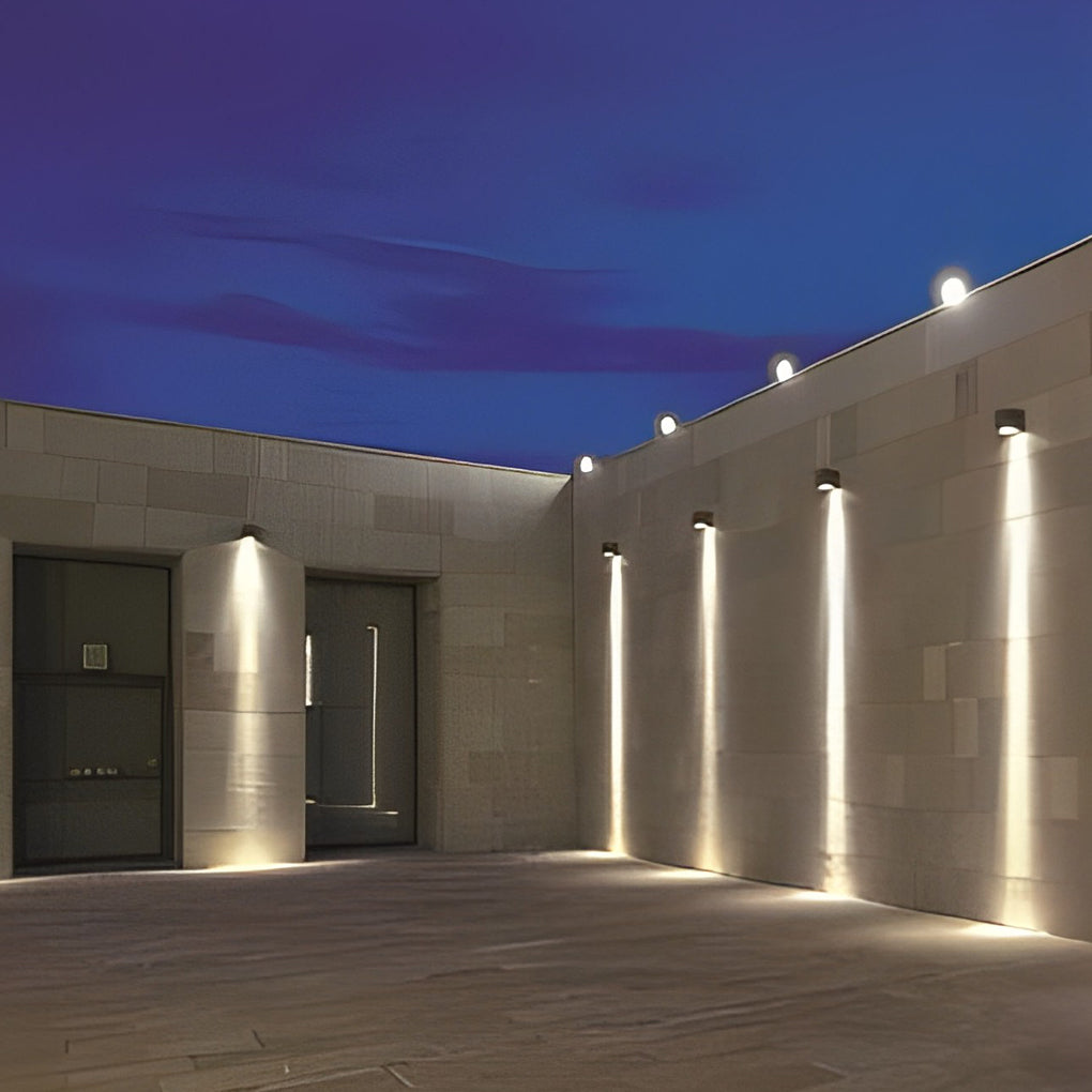 Modern LED Outdoor Wall Spotlight Waterproof IP65 Exterior Architectural Wall Washer Lamp 24W
