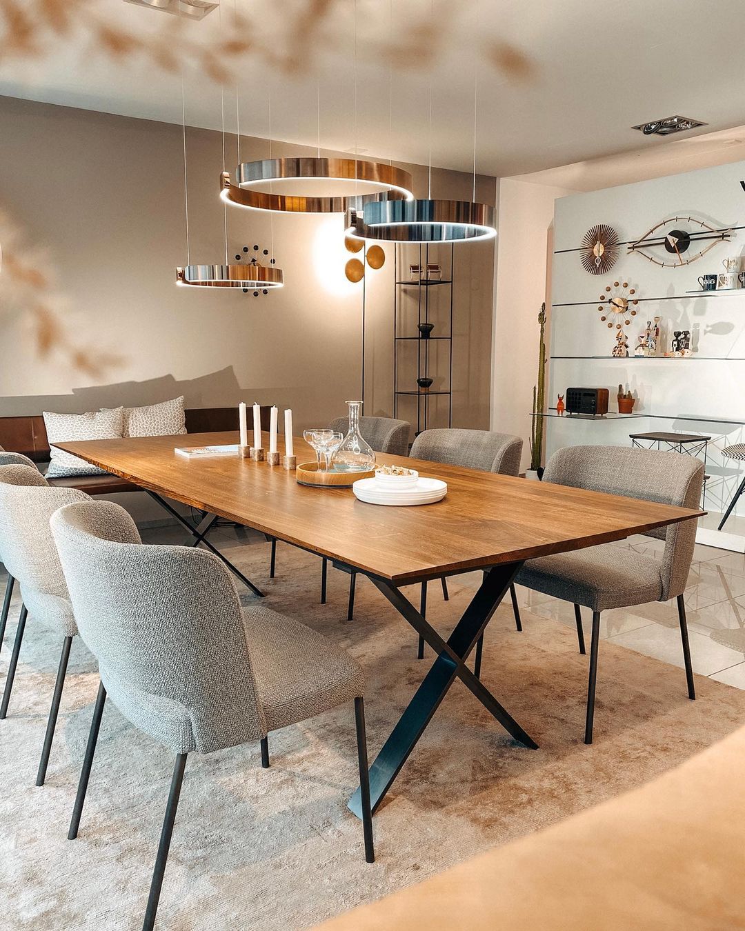 Modern LED Ring Pendant Light Circular Minimalist Chandelier for Living Room and Bedroom