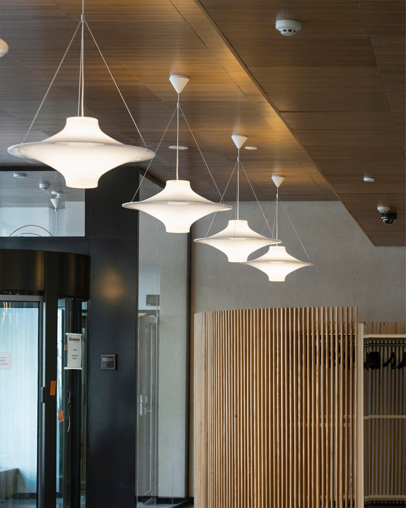 Modern Lokki Disc Pendant Lamp with White Acrylic Shade and Adjustable Suspension