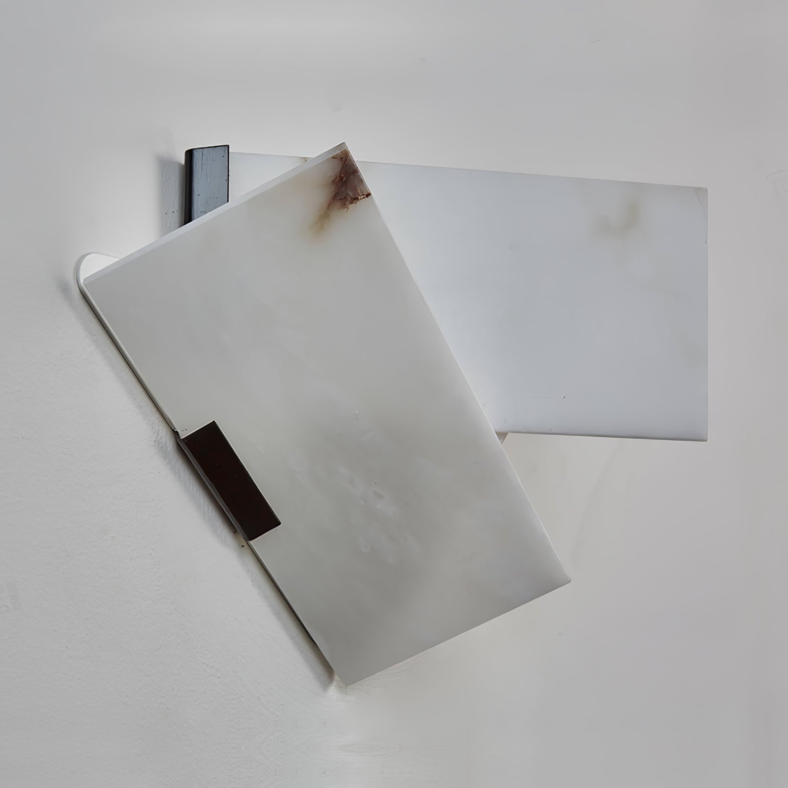 Modern Luxury Fly Alabaster LED Wall Sconce for Living Room and Bedroom