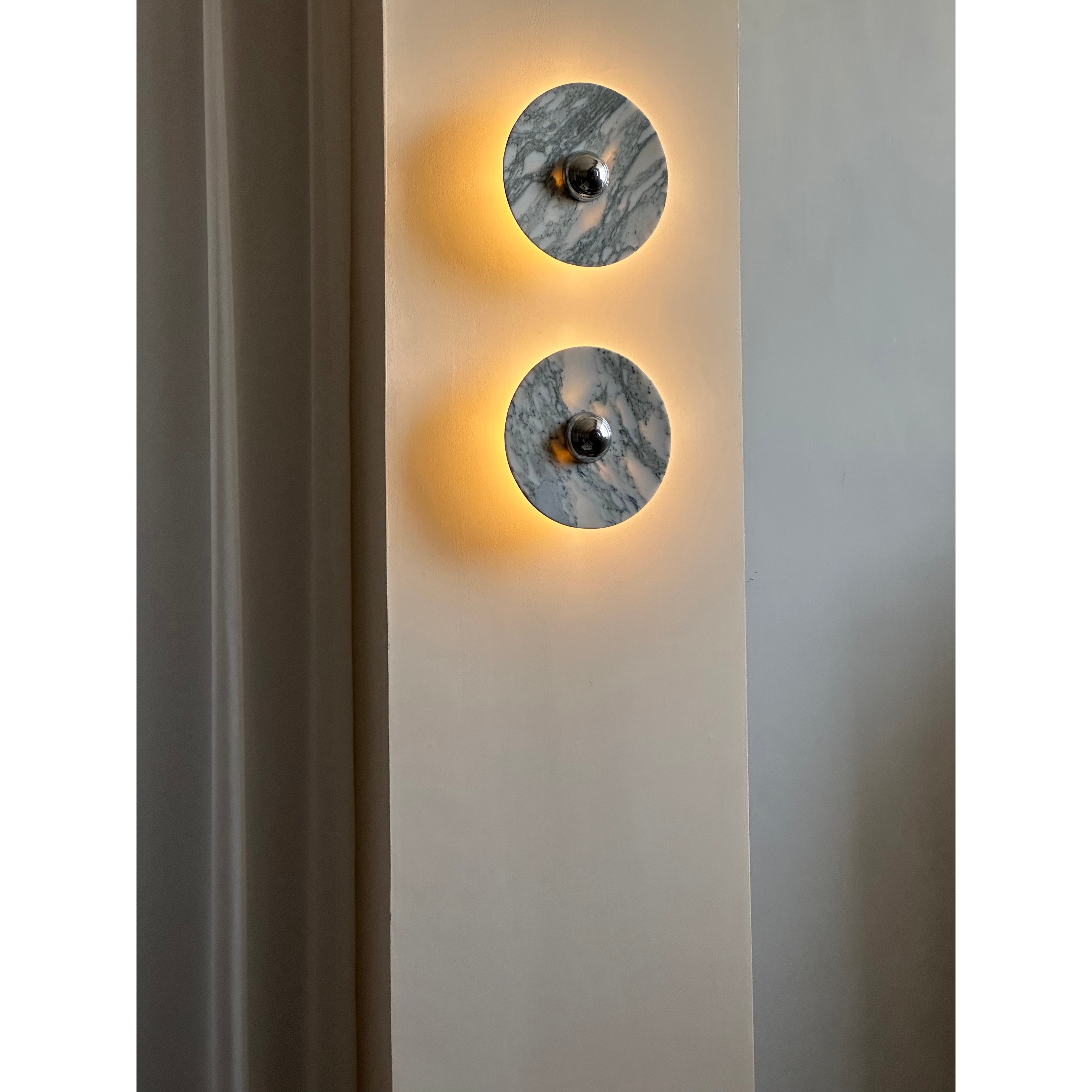 Modern Marble Rechargeable LED Wall Sconce with Natural Stone Pattern and Touch Dimming
