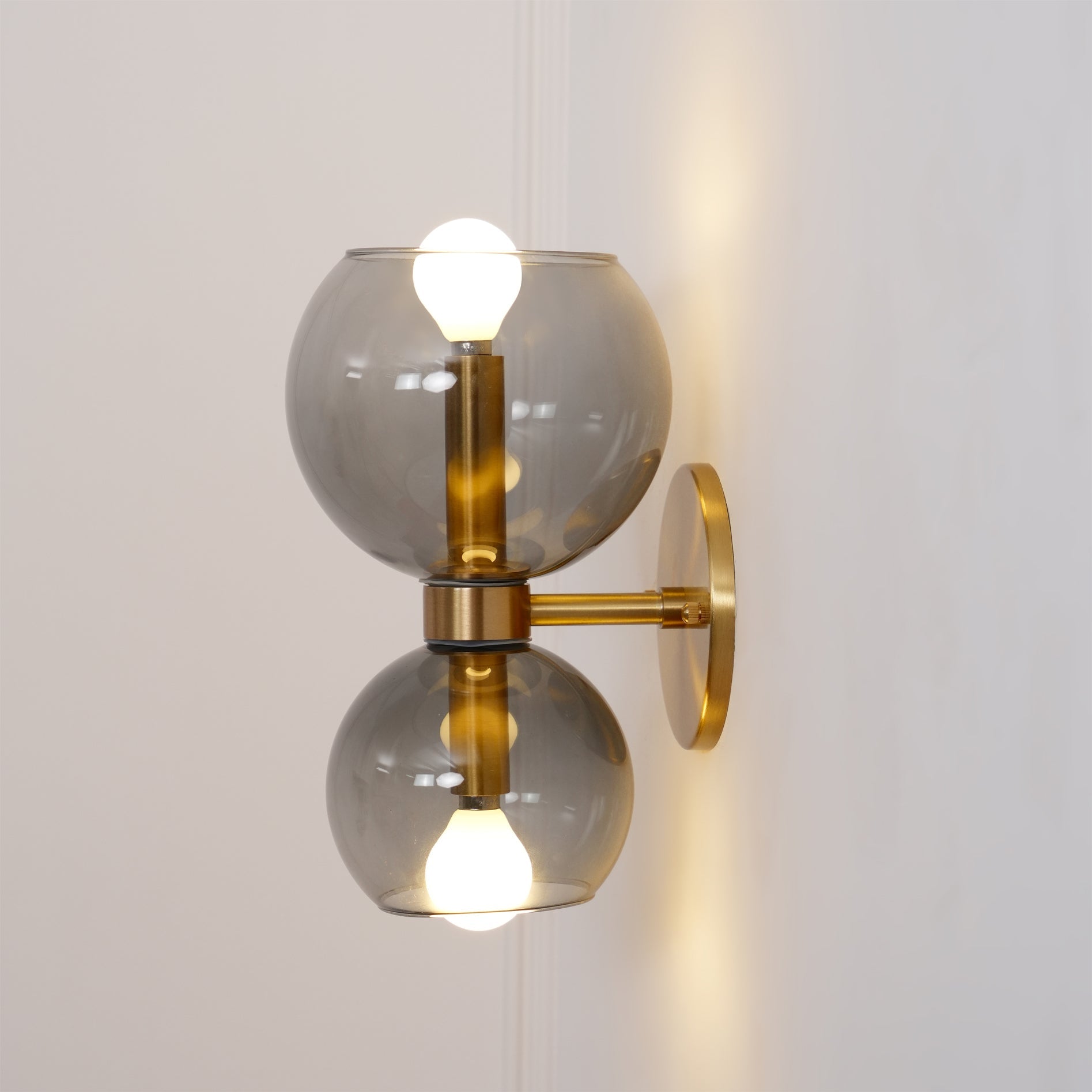 Modern Mid Century Glass Globe Wall Sconce Sculptural Indoor Brass Light Fixture