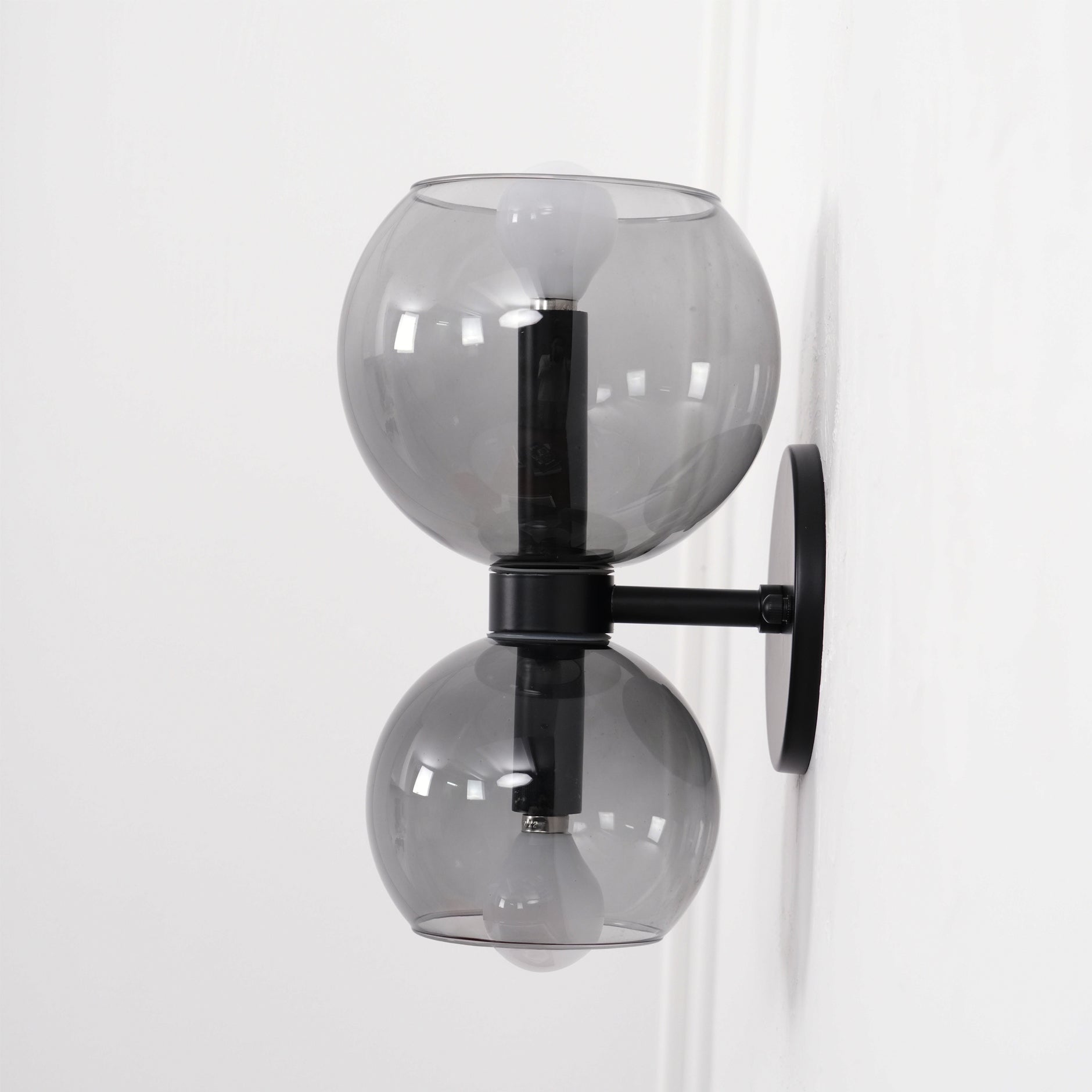 Modern Mid Century Glass Globe Wall Sconce Sculptural Indoor Brass Light Fixture