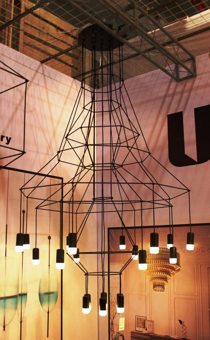 Modern Minimalist Linear LED Chandelier with Multi Head Design