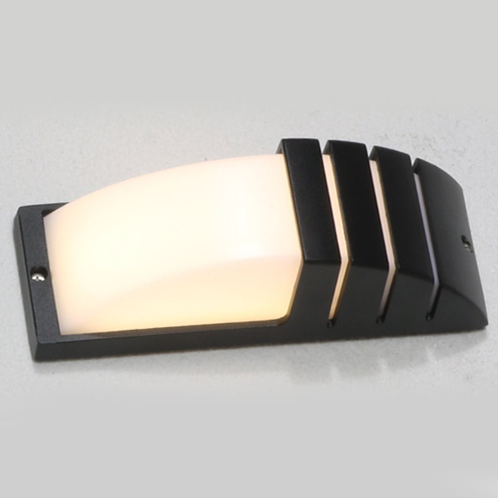 Modern Motion Sensor LED Wall Light Waterproof Outdoor Sconce for Garden and Patio