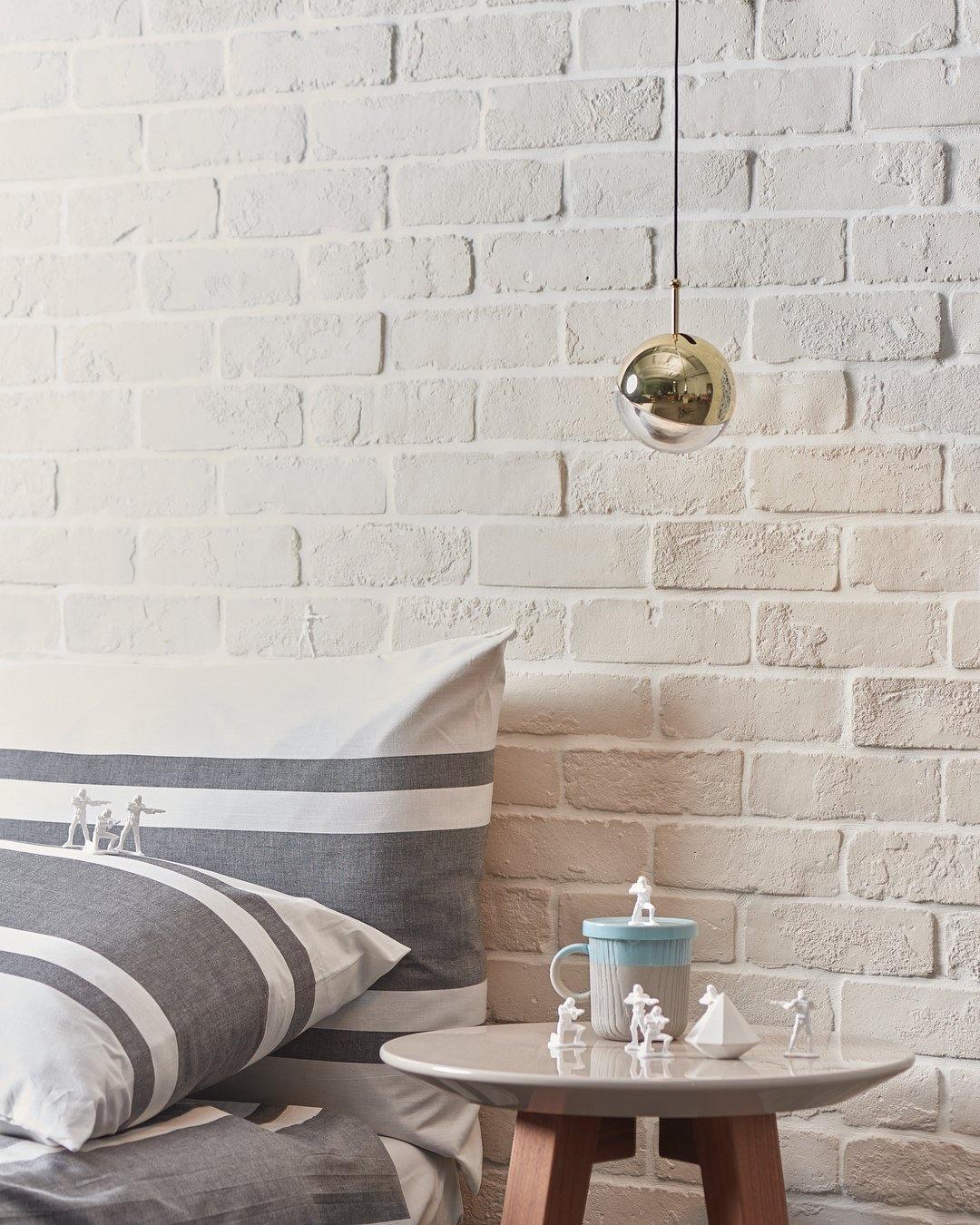 Modern Multi Head Glass Sphere LED Pendant Light for Restaurant and Home Decor