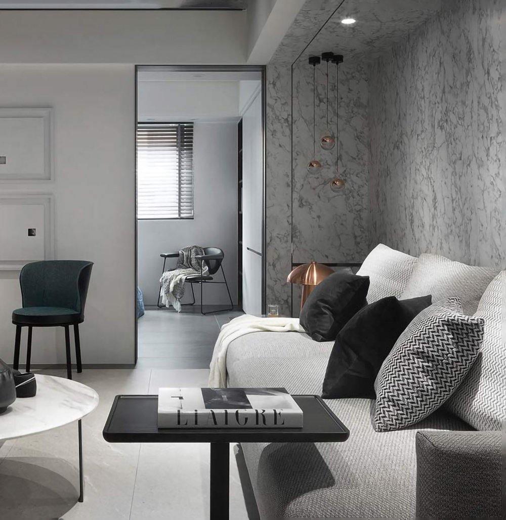 Modern Multi Head Glass Sphere LED Pendant Light for Restaurant and Home Decor