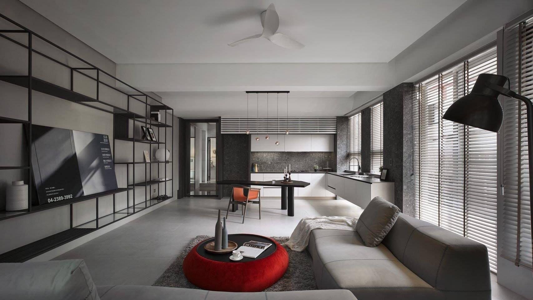 Modern Multi Head Glass Sphere LED Pendant Light for Restaurant and Home Decor