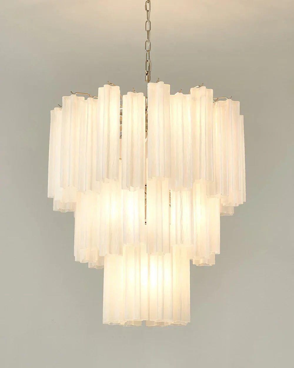 modern-murano-glass-star-tube-chandelier-elegant-white-handcrafted-pendant-light