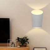 Modern Nordic Waterproof 10W LED Cylindrical Up and Down Outdoor Wall Sconce for Porch and Garden