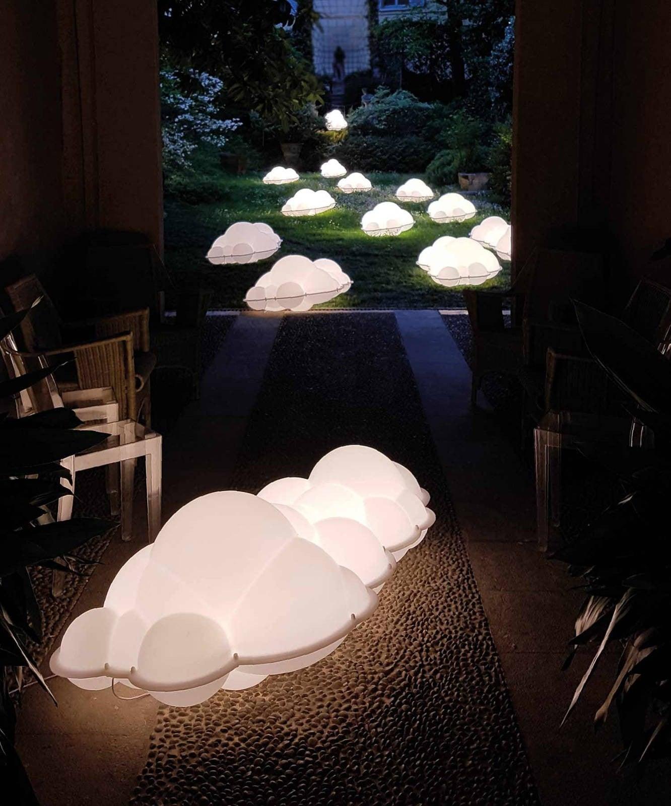 Modern Nuvola Cloud Shaped Pendant Light with White PE Shade for Minimalist Indoor Decor