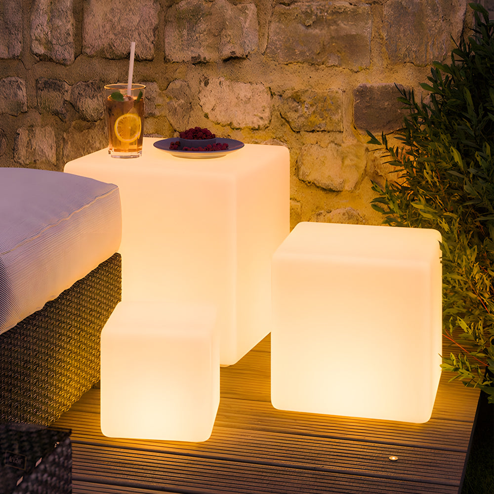 Modern Outdoor LED Cube Light Waterproof Solar and USB Rechargeable Floor Lamp for Garden Path