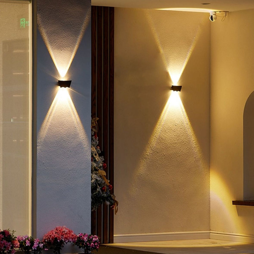 Modern Outdoor LED Up and Down Wall Sconce IP67 Waterproof Black Aluminum Exterior Porch Light
