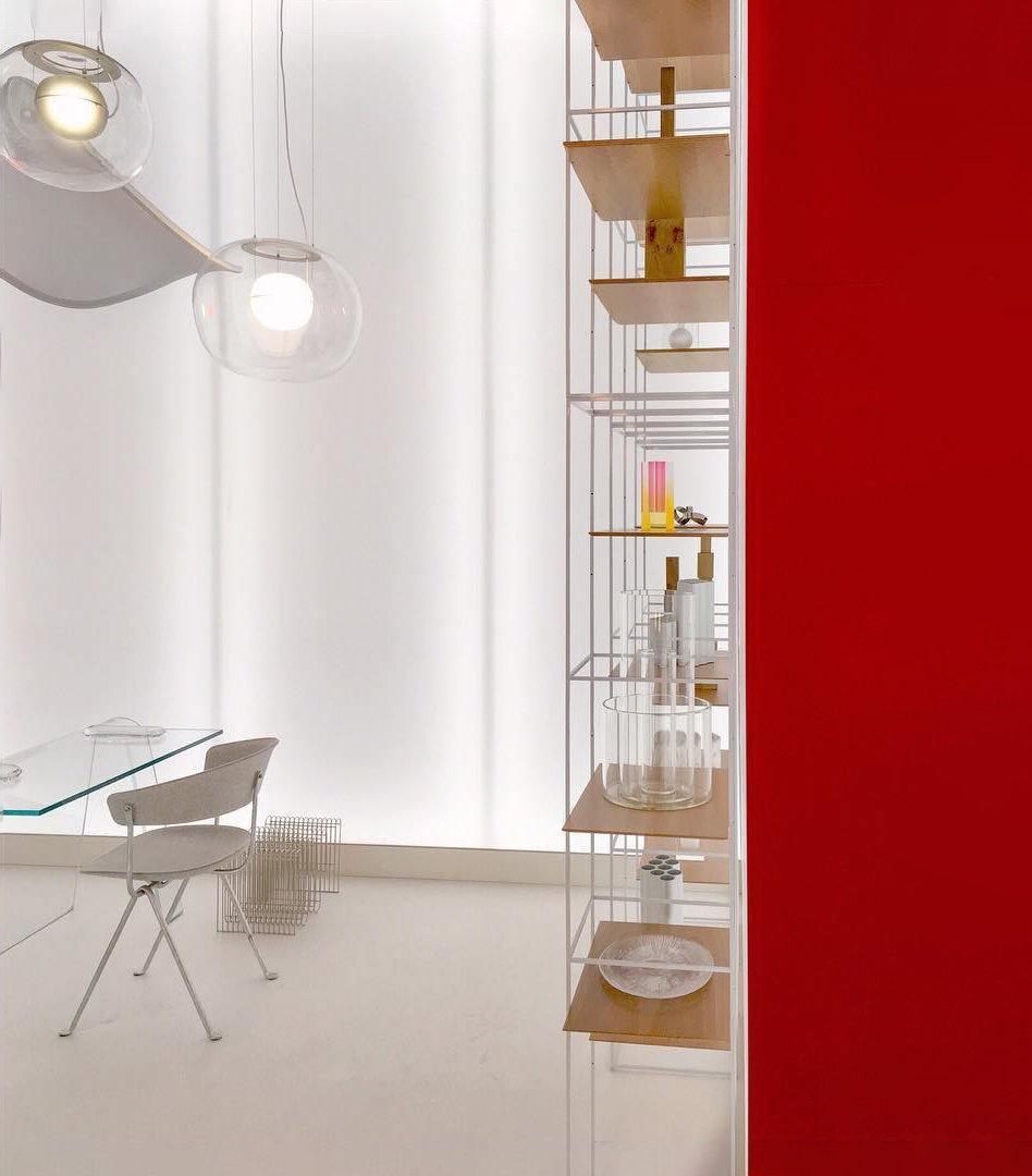 modern-pearl-sphere-pendant-lamp-with-matte-inner-core-and-clear-glass-shade
