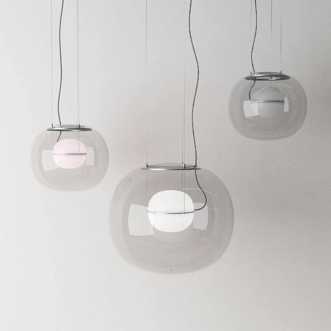 modern-pearl-sphere-pendant-lamp-with-matte-inner-core-and-clear-glass-shade