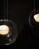 modern-pearl-sphere-pendant-lamp-with-matte-inner-core-and-clear-glass-shade