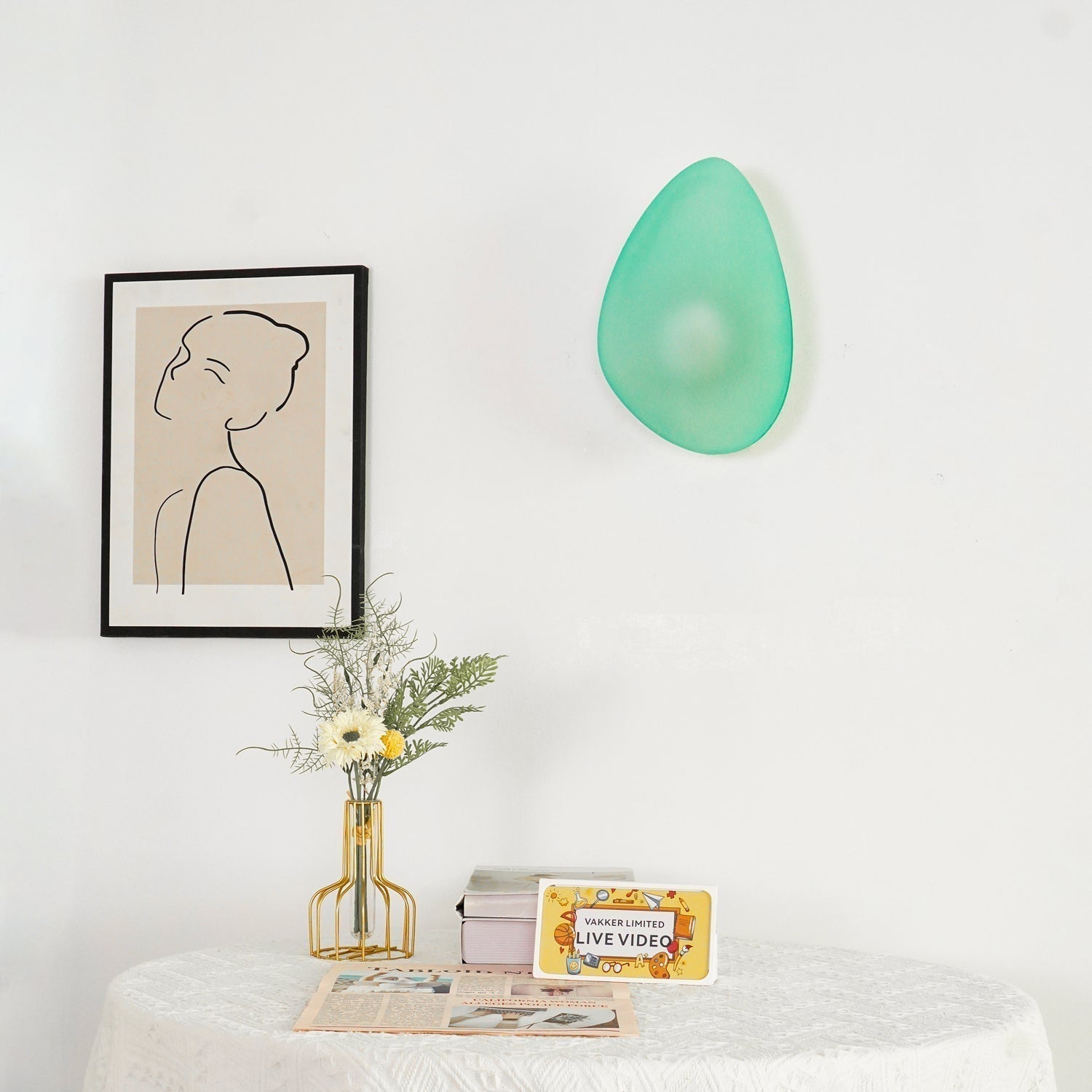 Modern Pebble Shaped Bubble Glass Wall Sconce Organic Stone Inspired LED Lamp