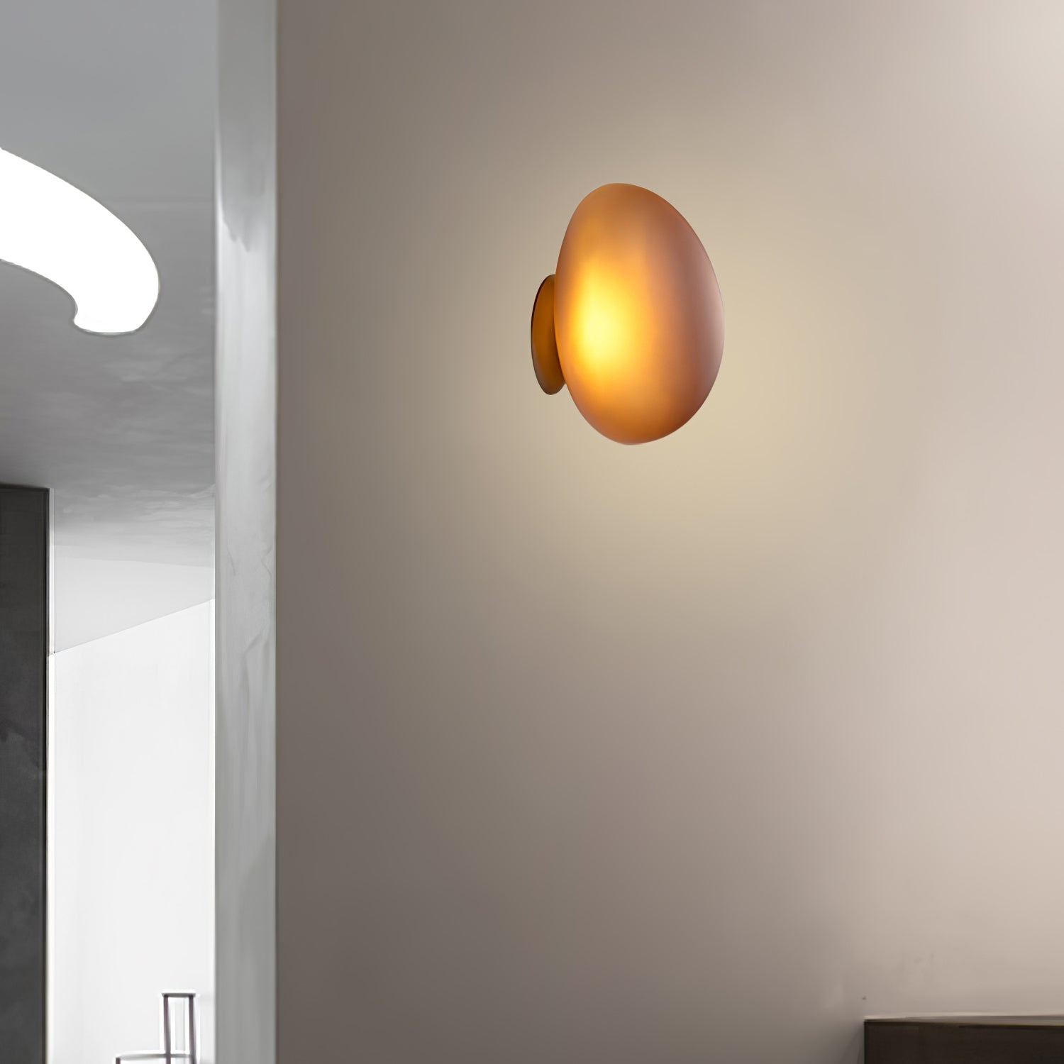 Modern Pebble Shaped Bubble Glass Wall Sconce Organic Stone Inspired LED Lamp