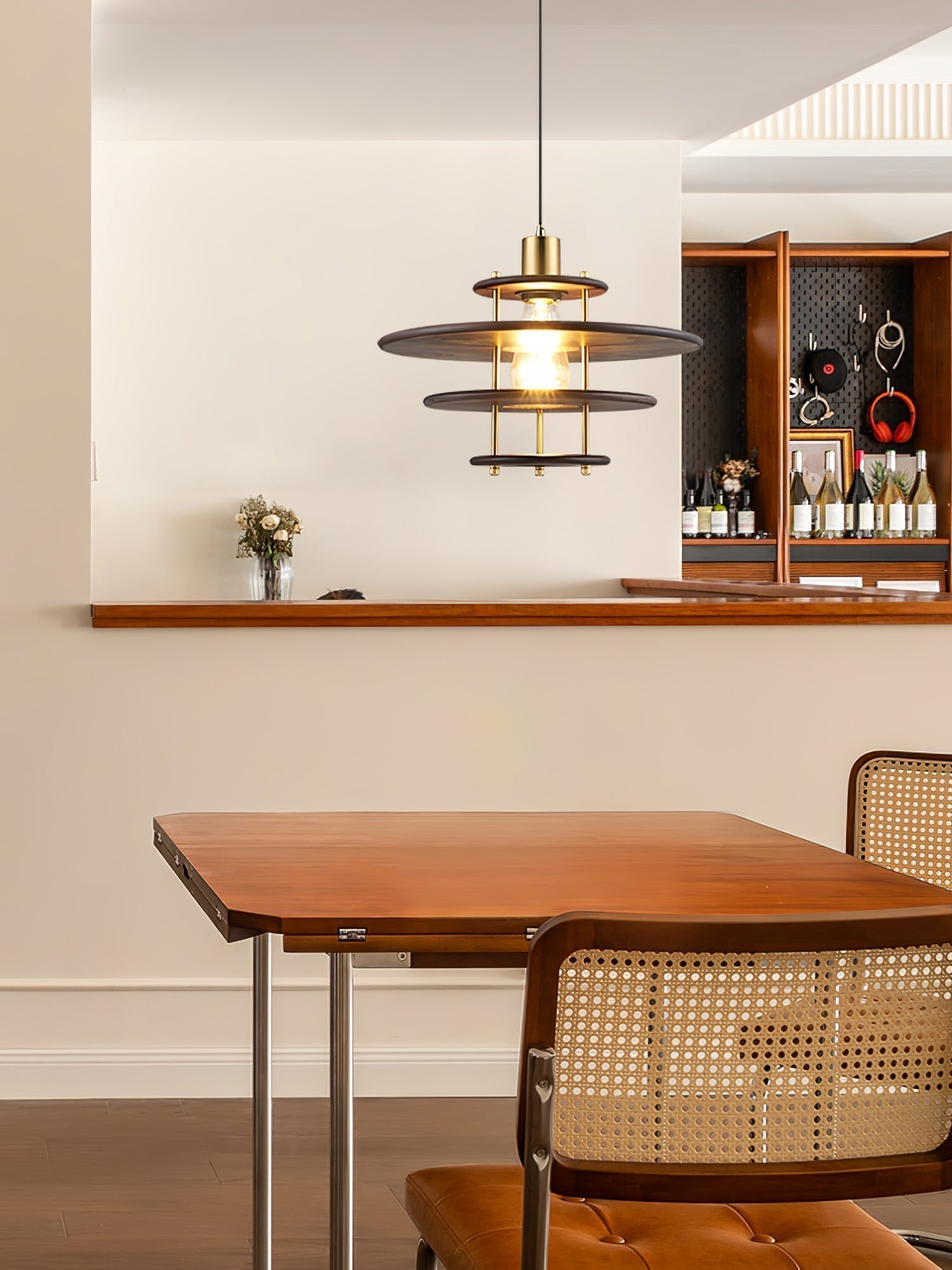 Modern Pendel Wood and Gold Geometric Pendant Light with Concentric Ring Design for Home Decor