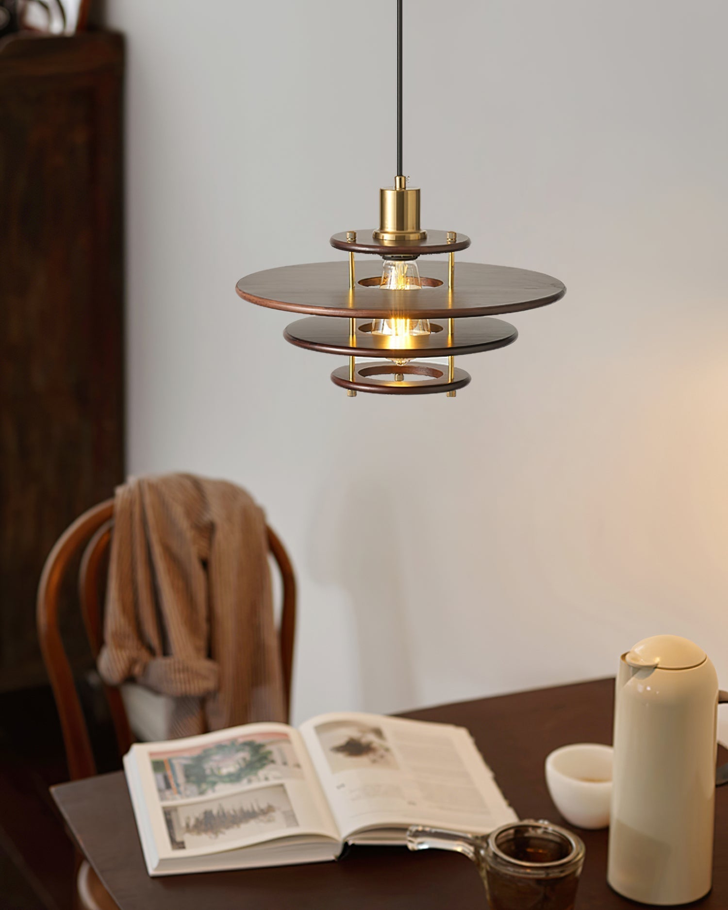 Modern Pendel Wood and Gold Geometric Pendant Light with Concentric Ring Design for Home Decor