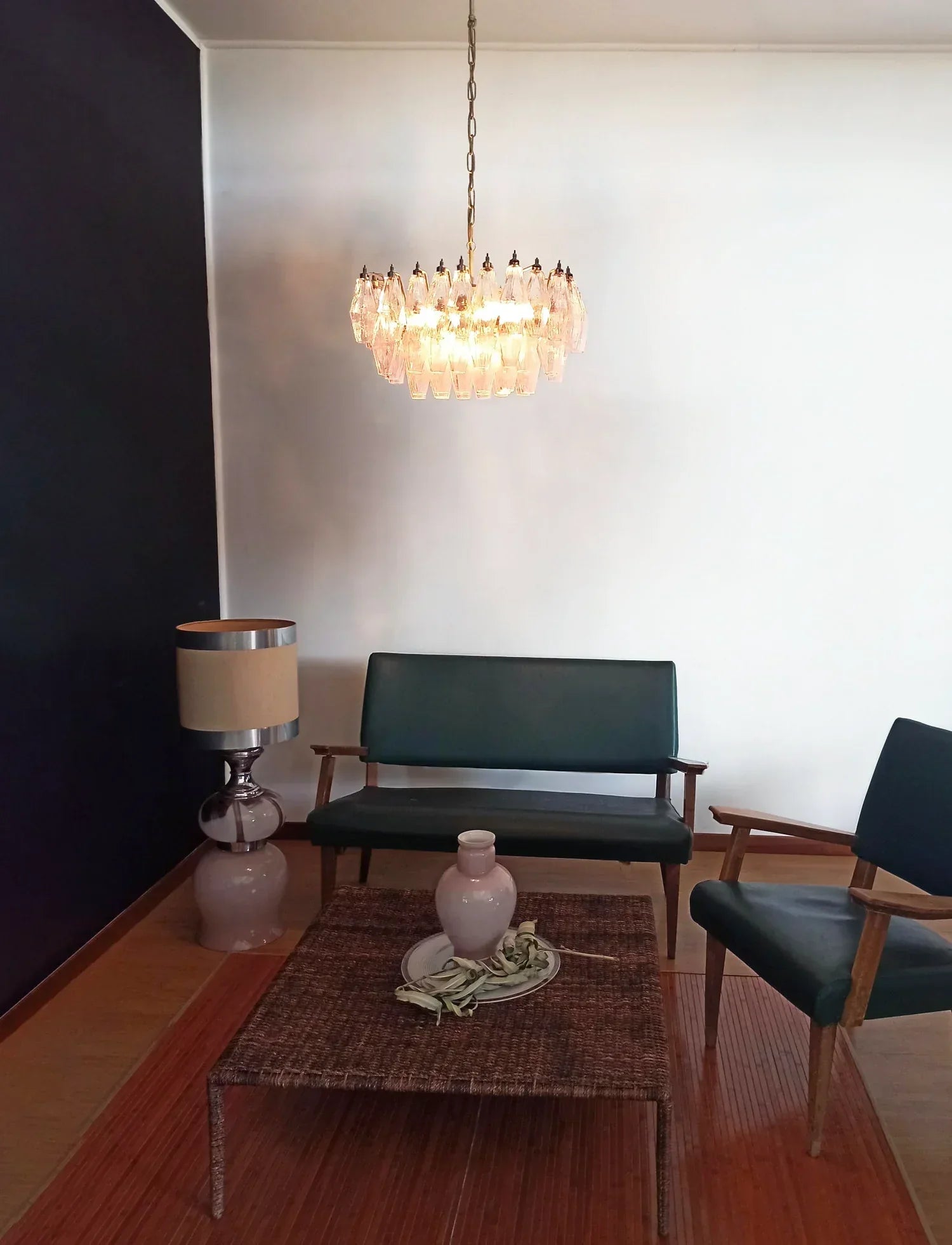 modern-poliedri-murano-pink-glass-chandelier-luxury-mid-century-ceiling-fixture