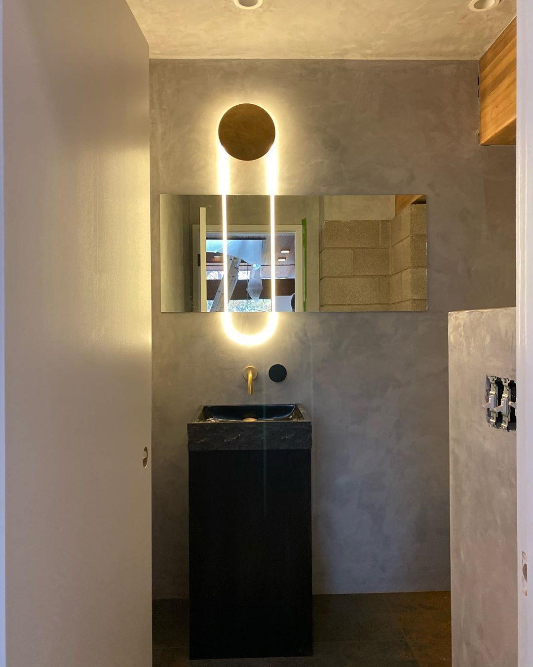 Modern RA Circular LED Wall Sconce Abstract Metal Disc Lighting for Bedroom or Living Room