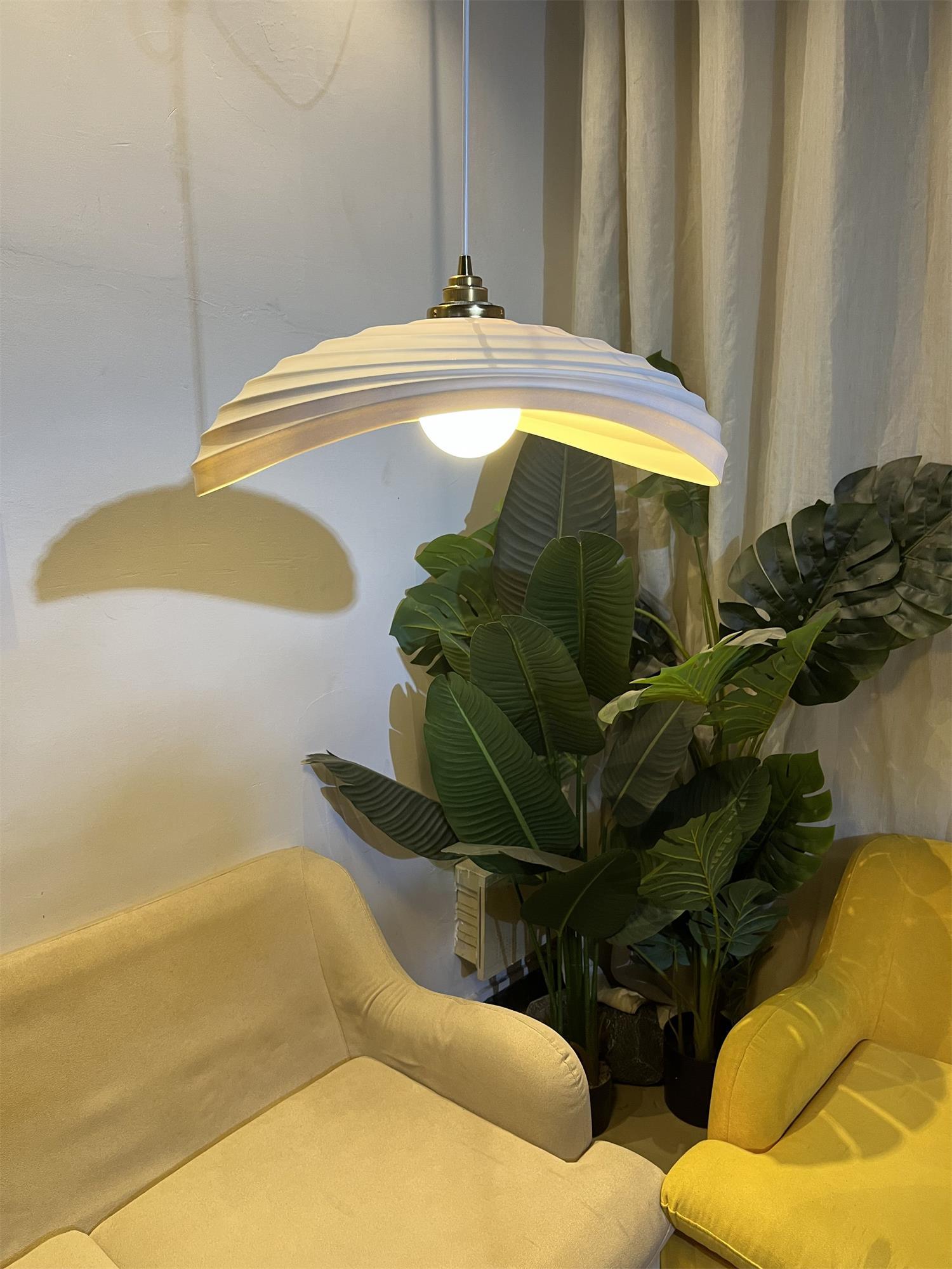 Modern Resin Flow Form Layered Pendant Light Organic Sculptural Ceiling Lamp
