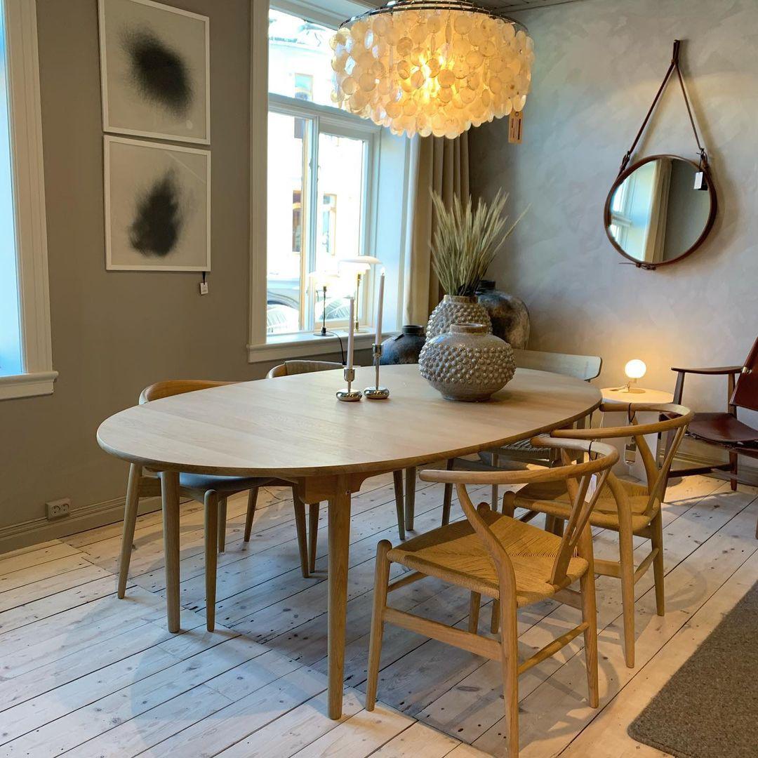 Modern Round Shell Pendant Light Coastal Chandelier for Living Room and Bedroom