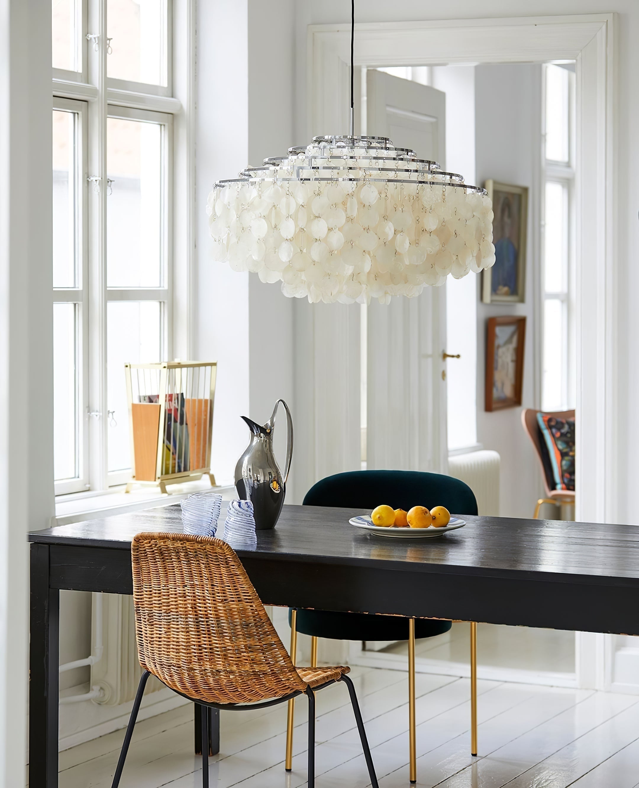 Modern Round Shell Pendant Light Coastal Chandelier for Living Room and Bedroom