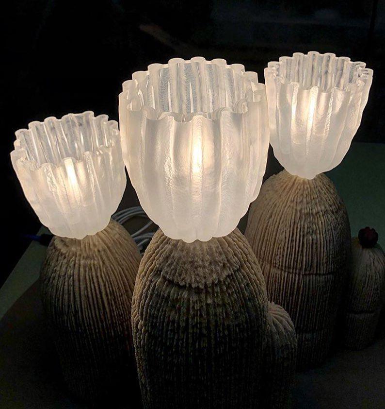 modern-sculptural-glass-cactus-table-lamp-artisanal-resin-decorative-accent-light