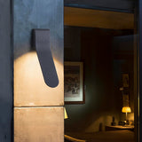 Modern Sleek IP54 Waterproof Outdoor LED Wall Sconce for Porch Patio and Garden