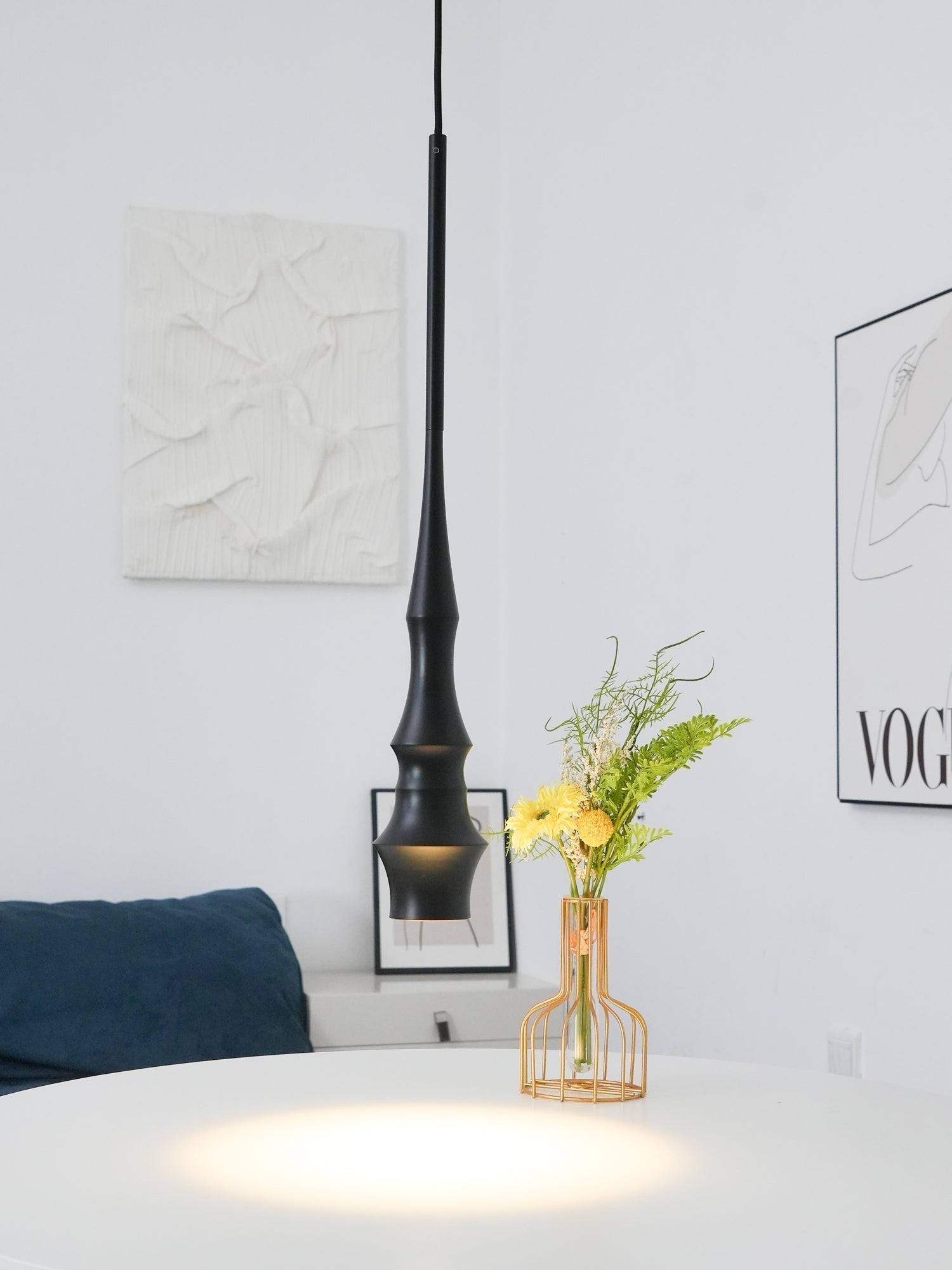 Modern Slim Aluminum Pendant Light with Curved Bamboo Design for Kitchen Island Dining Table