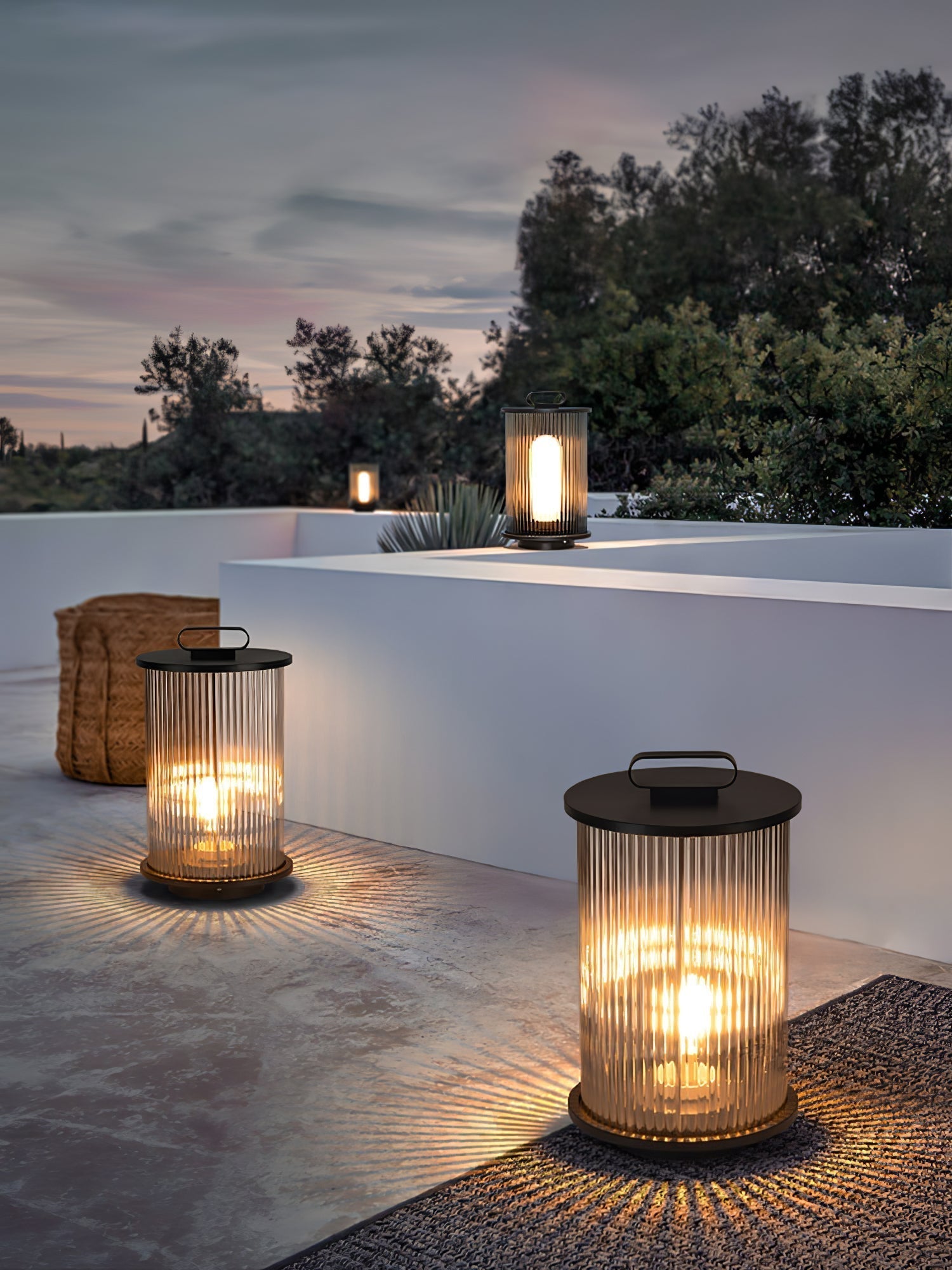 modern-solar-outdoor-garden-lantern-waterproof-led-path-light-for-landscape-and-patio