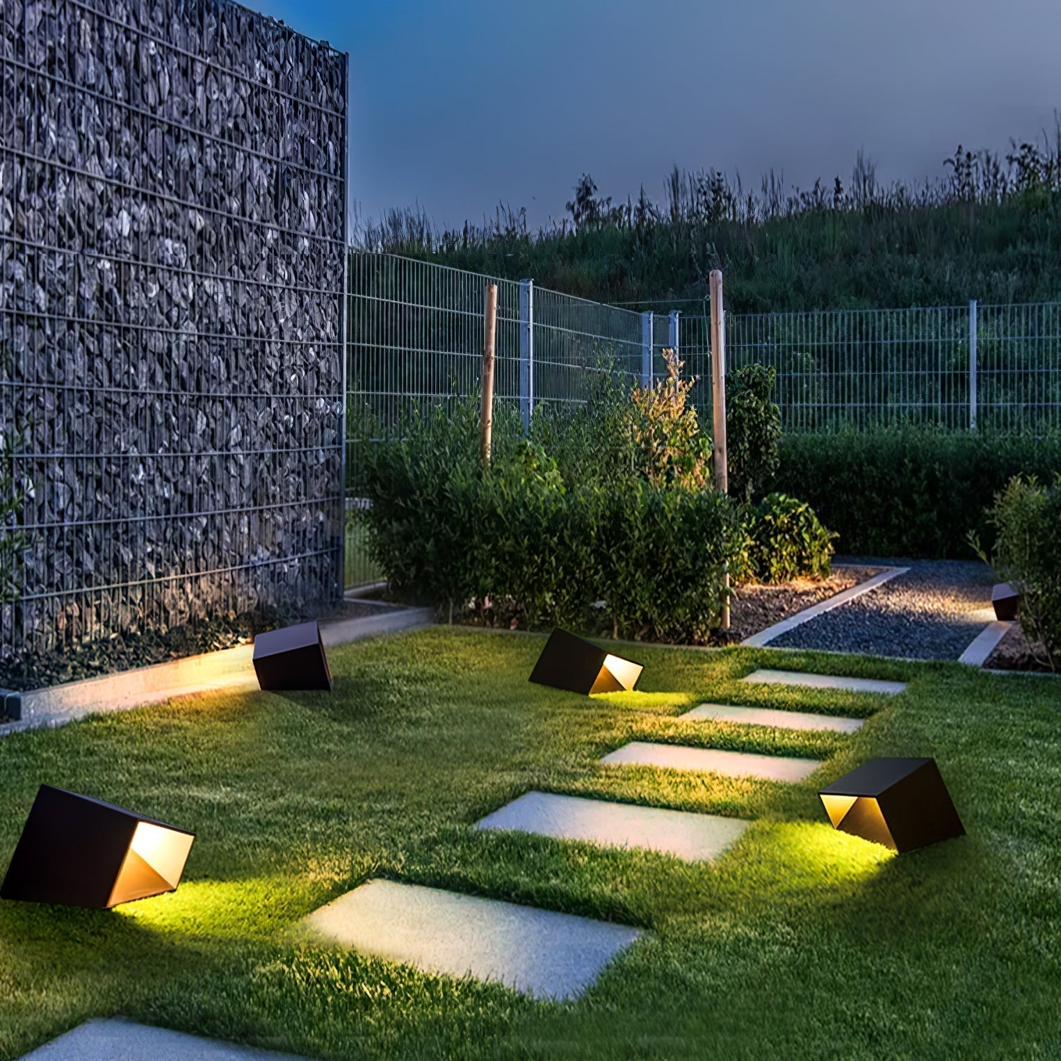 Modern Solar Powered Cube Garden Light Waterproof Outdoor Patio LED Lamp