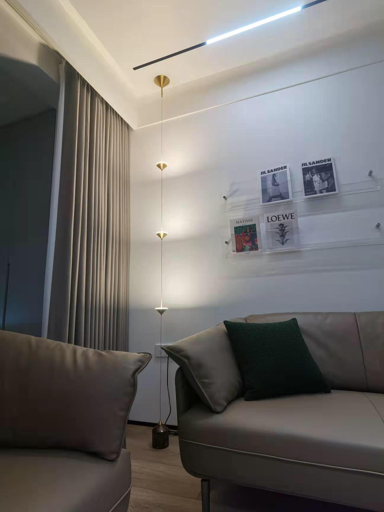 modern-soreluna-led-floor-lamp-with-three-conical-shades-and-height-adjustable-design