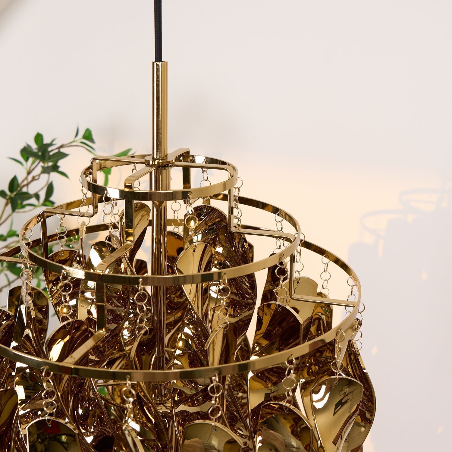 Modern Spiral Acrylic Pendant Light Gold and Silver Electroplated Chandelier for Indoor Use
