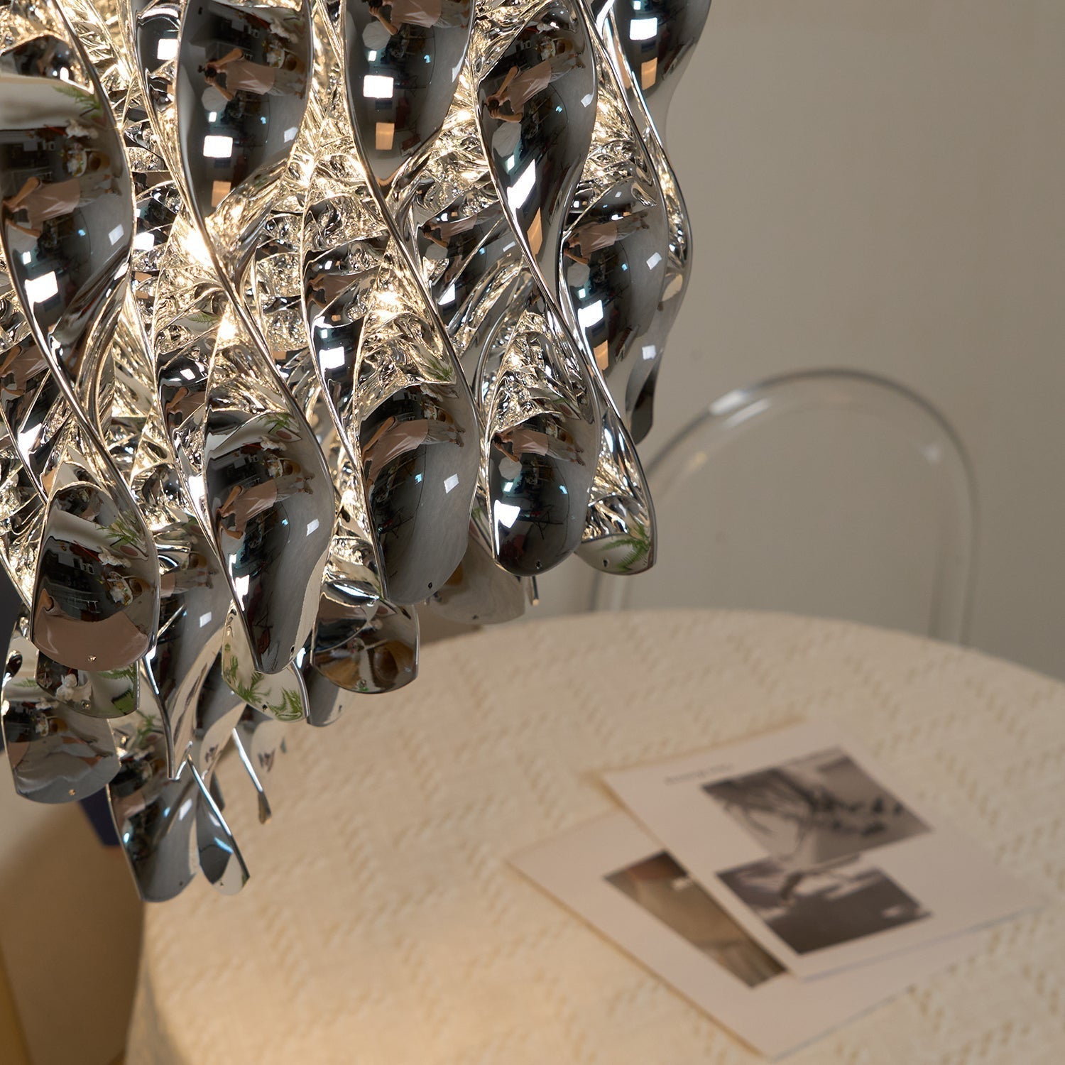 Modern Spiral Acrylic Pendant Light Gold and Silver Electroplated Chandelier for Indoor Use