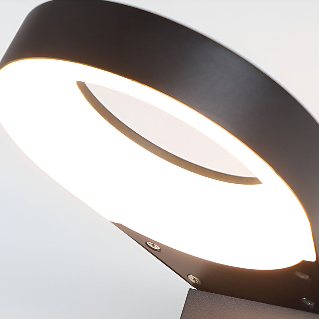 Modern Spoon Shaped 18W LED Outdoor Pathway Light Waterproof Black Exterior Wall Sconce